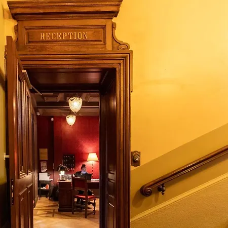 Hotel Bayard Bellecour 4*