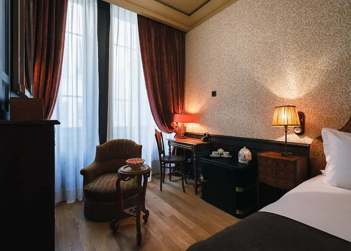 Bayard Bellecour 4*