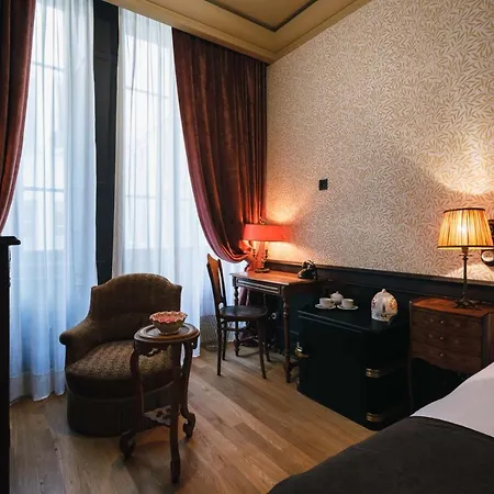 Bayard Bellecour 4*